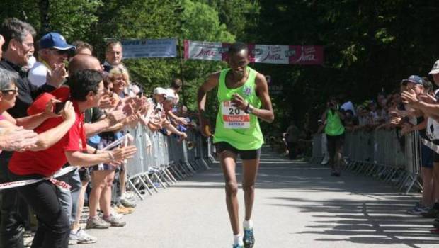 james theuri suspendu un