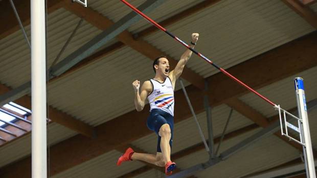 video renaud lavillenie simpose dans un street concours