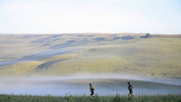 asics beat the sun les ameriques et leurope du sud reussissent leur defi