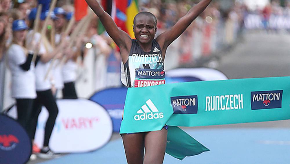 semi marathon record du monde pour joyciline jepkosgei