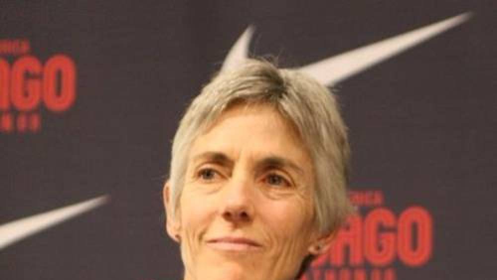 a 60 ans joan benoit samuelson vise les moins de 3h sur marathon