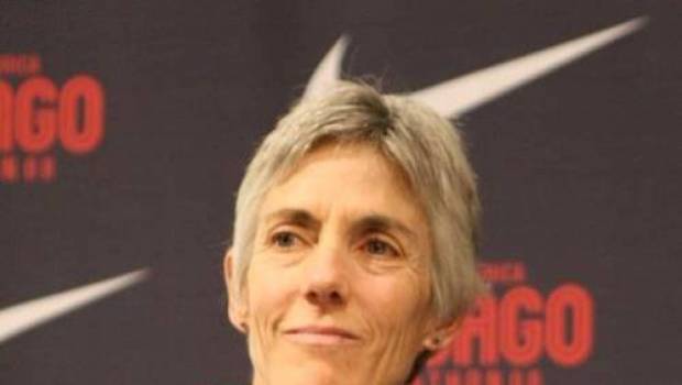a 60 ans joan benoit samuelson vise les moins de 3h sur marathon