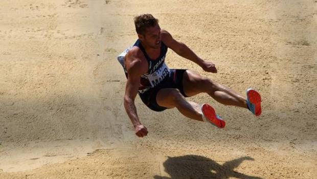 kevin mayer lance vers le titre quentin bigot au pied du podium