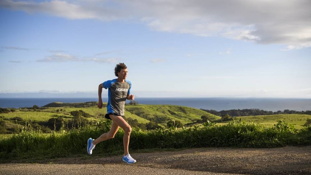 jim walmsley sattaque au record du monde du 100 kilometres
