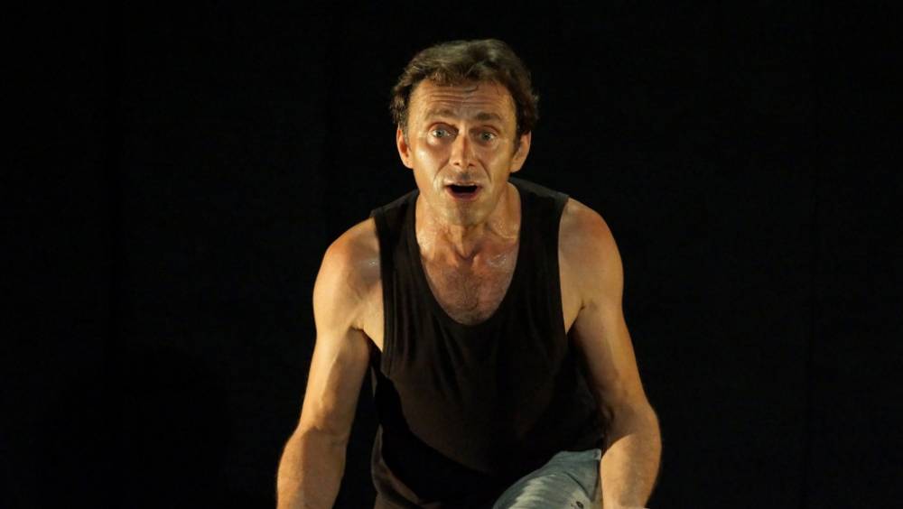 la solitude du coureur de fond de nouveau au theatre