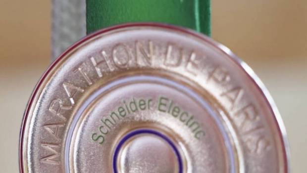 le marathon de paris devoile sa medaille finisher 2022