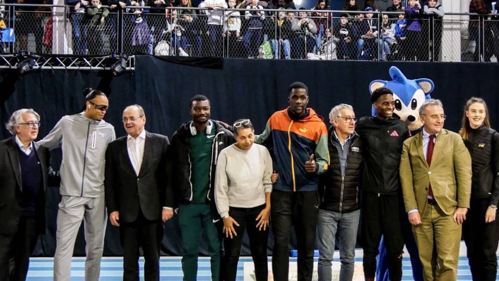 un meeting de leure a 100 a lheure