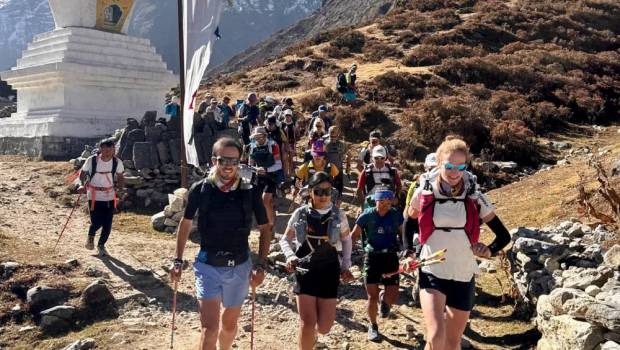 everest sky race upendra sunuwar ang furba sherpa sommet